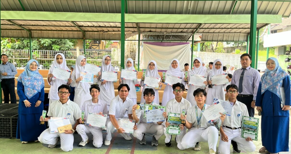 Keberhasilan Murid Bukti Program SMA Islam Al Azhar 2
