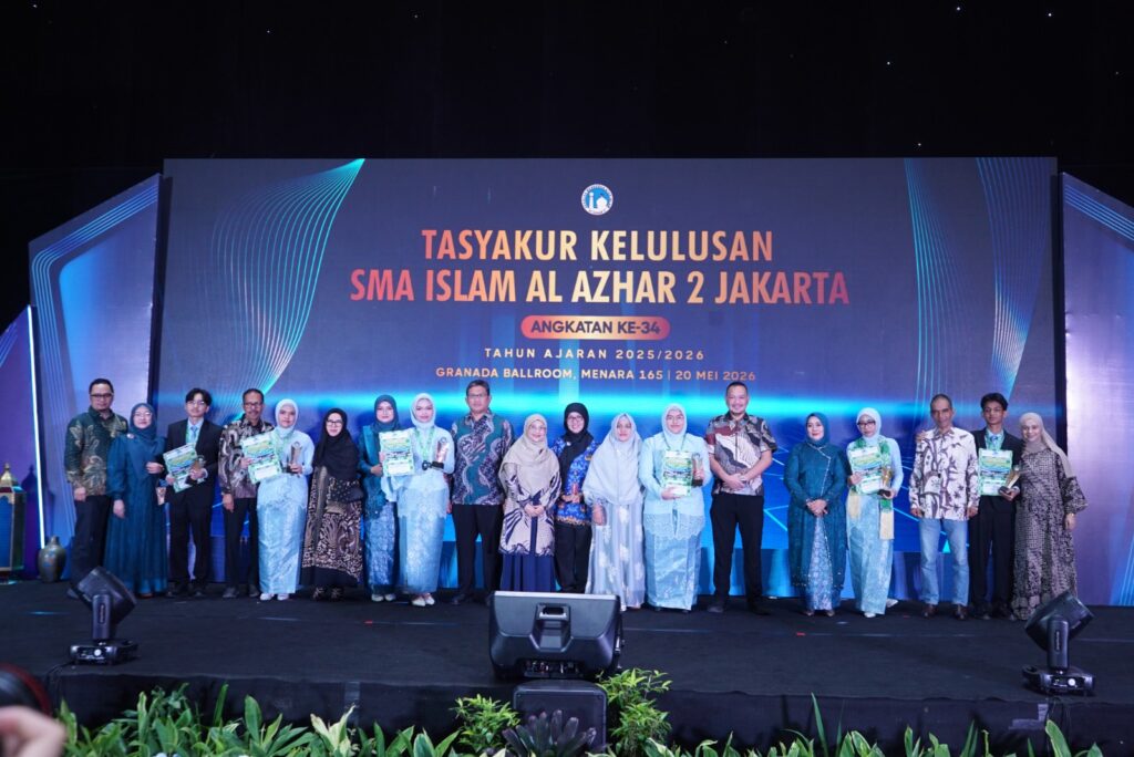 Penghargaan murid berprestasi SMAI 2 Jakarta 