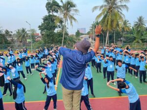 SALAM: Pesantren Akhlak Mulia Kelas X Al Azhar 2