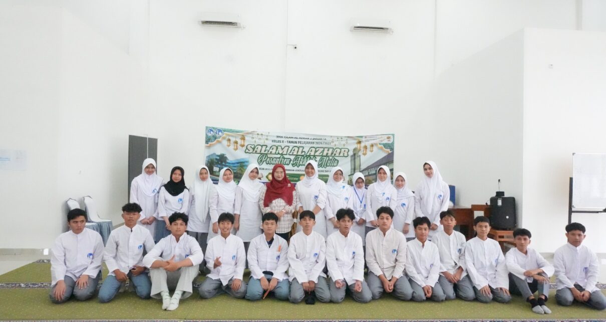 SALAM: Pesantren Akhlak Mulia Kelas X Al Azhar 2