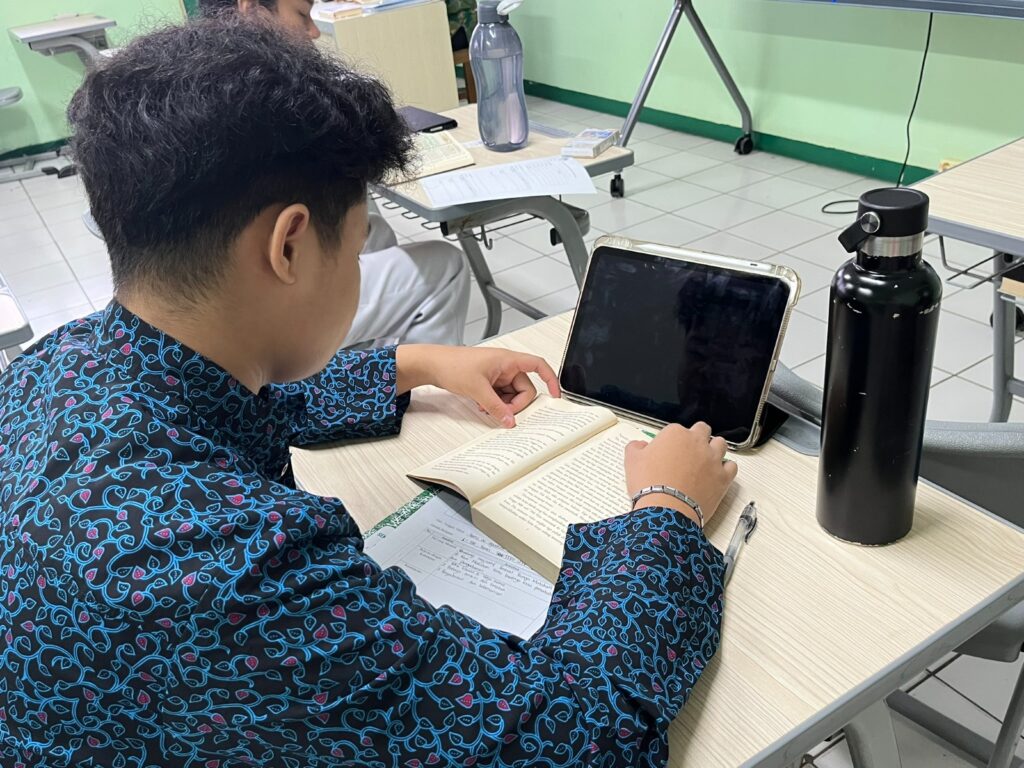 Kegiatan Literasi Bersama di SMA Islam Al Azhar 2 Jakarta