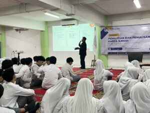 Workshop Karya Ilmiah SMA Islam Al Azhar 2 Jakarta